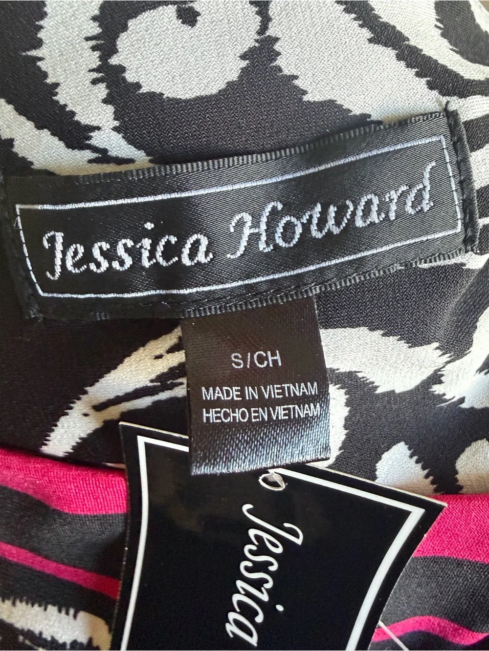 Jessica Howard NWT Sheath Dress Small Black White Pink Scroll Print Career